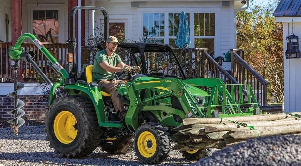 John Deere 3025E Compact Utility Tractor