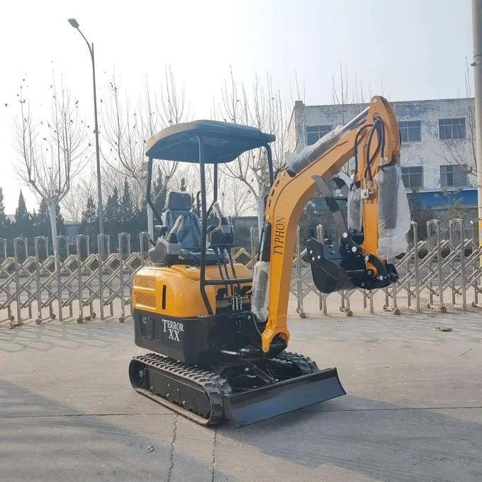 2025 4,000 lb TYPHON TERROR XX Mini Excavator Rubber Track with Kubota D902 Dies